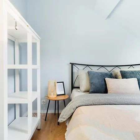 아파트 Charming Ostend Home: Near Beach City Center 오스텐드