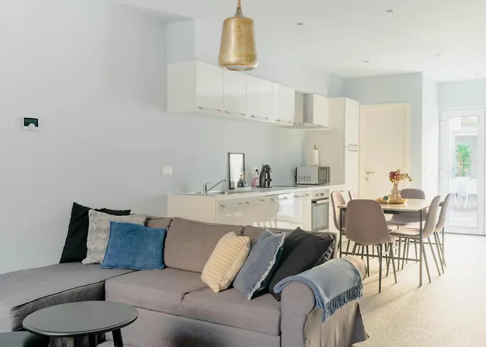 Charming Home: Near Center * Ostend