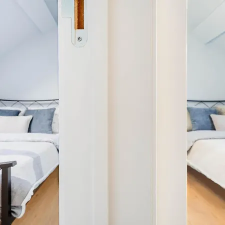 Charming Home: Near Center Hébergement de vacances